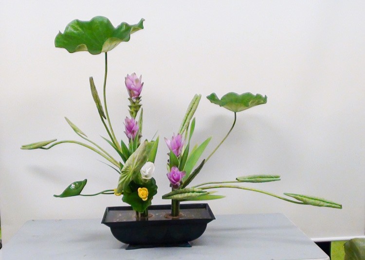 Japanese Ikebana Arrangement by Junko in Zayah World