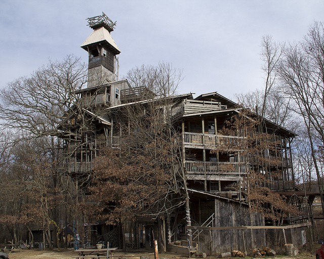 Minister Treehouse