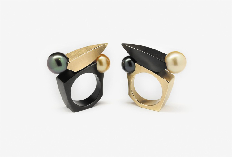 Kinetic ring by Michael Berger